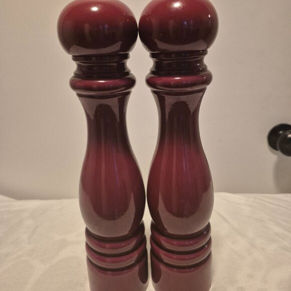 Peugeot 11″ Salt & Pepper Grinder Set – Burgundy, Pre-Owned - Picture 5 of 5